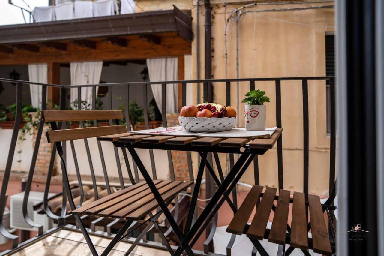Humboldt Luxury Rooms Taormina Esterno foto